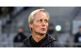 北朝鮮代表に「戦術」を植え付けた監督、経済制裁で退任… 画像