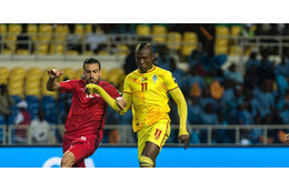 妻の首を締めてテレビを投げつけた代表選手、逮捕される 画像