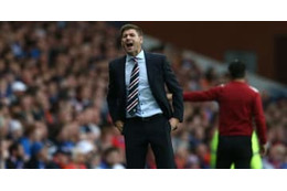 監督になったジェラード、選手が怪我した「人工芝」に物申す！ 画像