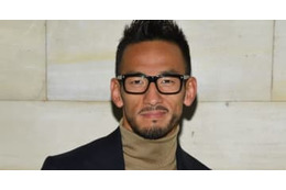 中田ヒデがルイ・ヴィトンのショーに現る！ファッションはこんな感じ 画像