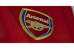 アーセナル、adidasと契約発表！来季からユニフォーム変更へ 画像