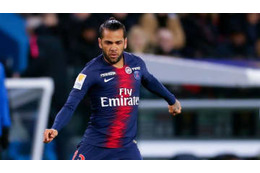 PSG、ダニ・アウヴェスを中盤で起用…結果は 画像