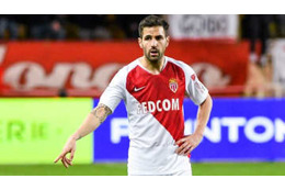 セスクがやった！仰天の「踏みつけパス」がすげぇぞ 画像