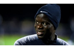 カンテ、いい人すぎ！仲間たちの「おしり」 を守る 画像