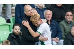 堂安、オランダで超ゴール！監督も「世界レベル」と絶賛する 画像