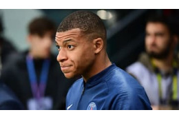 PSG、退団示唆の「エムバペは来季も残留する」と発表 画像