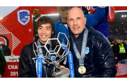 伊東純也はどうなる？ヘンク、優勝監督が2位チームへ“電撃移籍” 画像