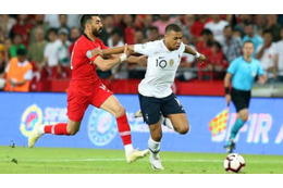 エムバペも自己最悪…フランス代表、10年ぶりの「枠内シュート0」 で完敗 画像