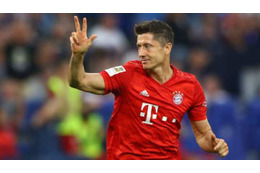 全て神レベル！レヴァンドフスキがやった「規格外のハットトリック」がこれ 画像