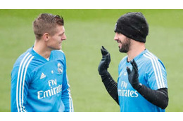 イスコ、おちょくるクロースにやった「鬼タックル」がこれ 画像