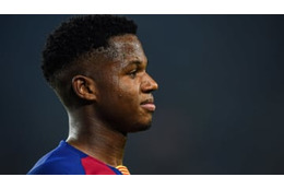 テアシュテーゲンでも無理！17歳ファティの「鬼ヘッド」がこれ 画像