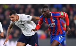 リヴァプールDFロヴレン、ベンテケに餌食された「残念守備」がこれ 画像