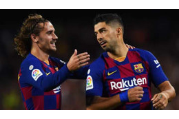 スアレス、グリーズマンを擁護「かなり努力してる」 画像