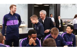 モウリーニョ、ボールボーイ全員を接待！チームランチに毎週招待する 画像