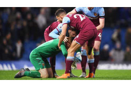 33歳GK、プレミアリーグデビューで男泣き！「感動の涙」がこれ 画像