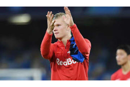 南野同僚の超注目FWホーラン、なんと「激安価格」で買える？ 画像