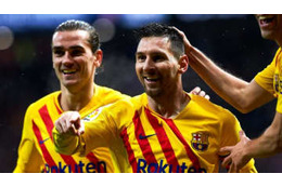 メッシずっこけ！グリーズマンは頭抱える！バルサの「わちゃわちゃ」がこれ 画像