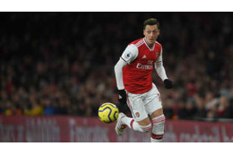 エジル、自宅の壁に貼ってある「母親の格言」がすごい 画像