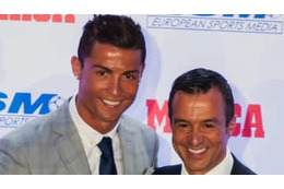 ロナウド代理人、メッシのバロンドール受賞は不当などと発言 画像