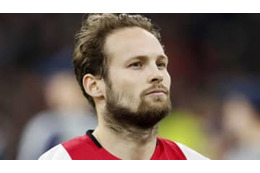 アヤックスサポ、闘病中のブリントに捧ぐ「感動的バナー」がこれ 画像