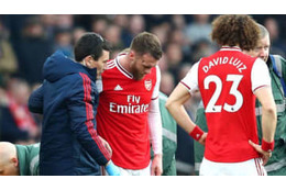 怪我のアーセナルDFチェインバース、今シーズン絶望か 画像