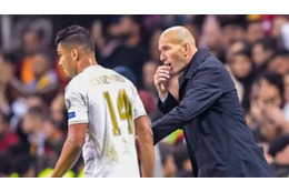 ジダン監督、カゼミロを「化物め！」と呼ぶ　その瞬間の表情がこれ 画像