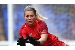 閲覧注意…21歳のリヴァプール女子GK、額が完全に“割れる” 画像