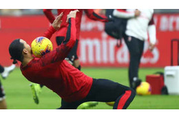 38歳イブラヒモヴィッチがやった「超マトリックス」がこれ 画像