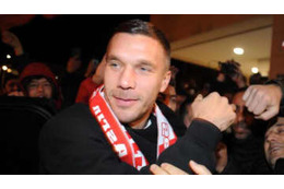 ポドルスキ、「元祖バルサ化」のアンタルヤスポルへ移籍 画像