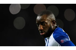 中島のポルトFW、古巣サポが人種差別…「怒りの自主退場」がこれ 画像