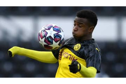 15歳ムココ、やばすぎ…U-19でまたハット達成、なんと5試合で11点奪う 画像