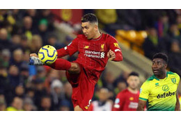 リヴァプールの異能フィルミーノ、「後ろに目がある変態パス」がこれ 画像