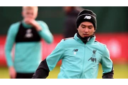 リヴァプール南野、サラーとの気になる「ひそひそ話」がこれ 画像