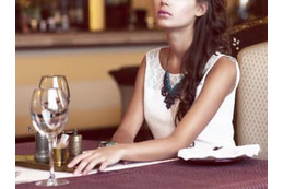 彼氏の浮気相手は、10歳年下の後輩女…。結婚が絶望的になった、35歳の独身女 画像