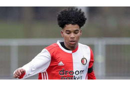 フェイエの16歳が決めた「右上完璧コントロールショット」がすごい 画像