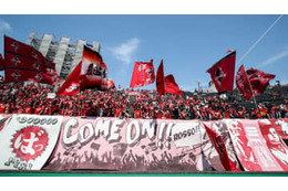 春高バレー初優勝の東山！Jリーグ熊本由来の名物チャント『カモンロッソ』がかっこいい 画像