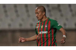 前田大然、やっぱ速ぇ！「爆速裏抜けからの無念シュート」がこれ 画像