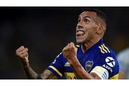 こりゃすげぇ！36歳テベスがぶち込んだ「鬼の無慈悲ミドル」がこれ 画像