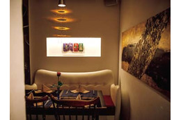 南青山の大人しかいない隠れ家レストランには、さらに隠れた「裏口」がある！ 画像