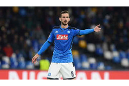 ファビアン・ルイス、飯を作る 画像