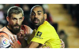 カディスDFファリ、「借りたプレステでゲーム大会優勝」エピソードがすごい 画像