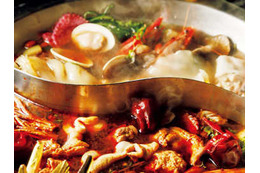 東カレテイクアウト：絶品旨辛「火鍋」を自宅で！？麻辣湯スープに悶絶せよ！ 画像