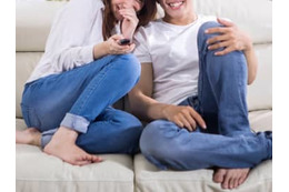 突然訪れた、二人っきりの休日。すれ違っていた夫婦が、お家で愛を深めるために行ったコト 画像