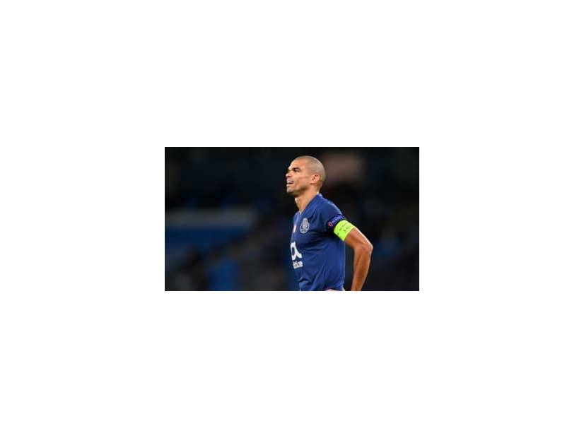 「17歳まで母親と寝てた」 元レアルDFペペ、マザコンを告白