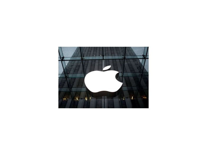 アップルストアのロゴ＝2011年1月、ニューヨーク（ロイター＝共同）