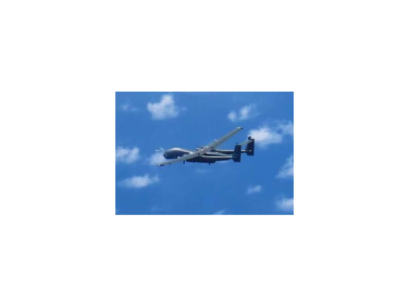 東シナ海と太平洋を往復した中国のTB001偵察・攻撃型無人機＝30日（防衛省統合幕僚監部提供）