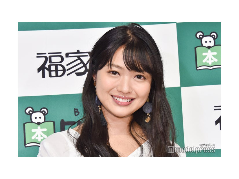 北原里英、夫・笠原秀幸との前撮り風景公開 ウェディングドレス姿披露