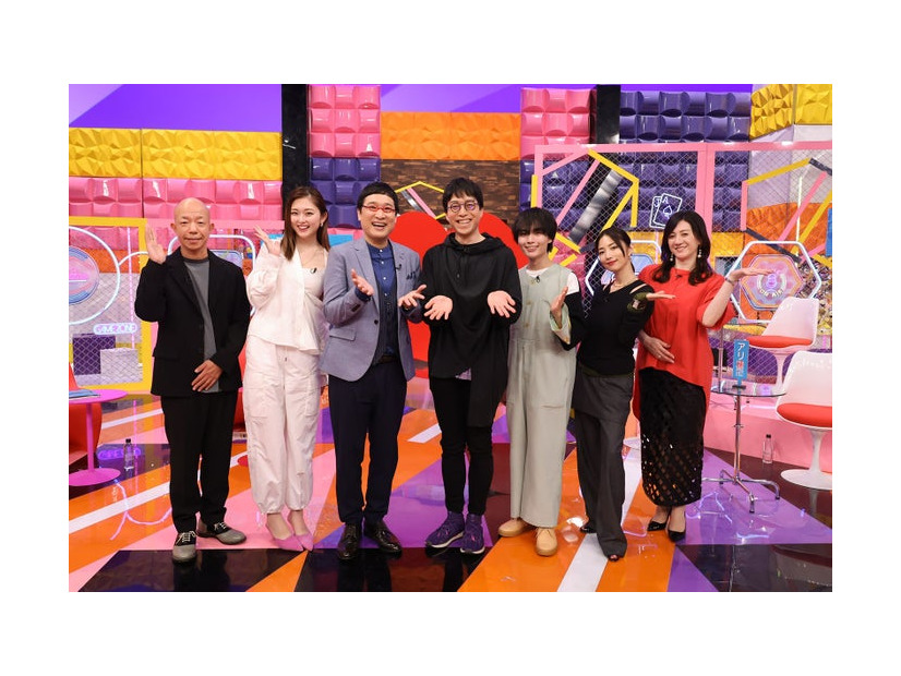 （左から）小峠英二、ゆうちゃみ、山里亮太、成田悠輔、大西流星、MEGUMI、野々村友紀子（C）MBS