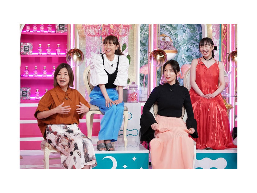 （左から）大久保佳代子、若槻千夏、MEGUMI、須田亜香里（C）日本テレビ