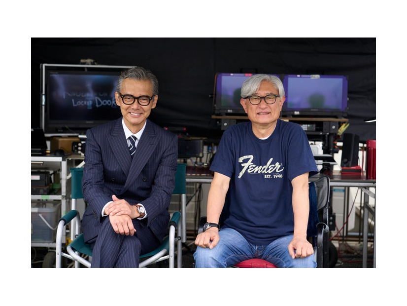 渡部篤郎、堤幸彦監督（C）テレビ朝日